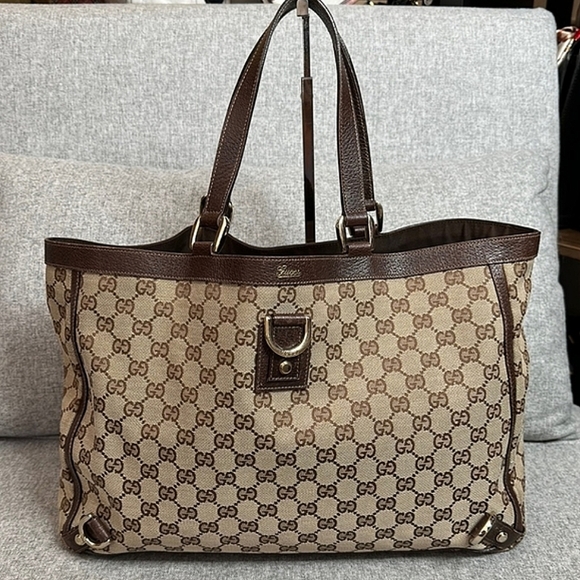 Authentic Gucci GG Canvas Abbey D-Ring Tote Bag - Picture 4 of 16